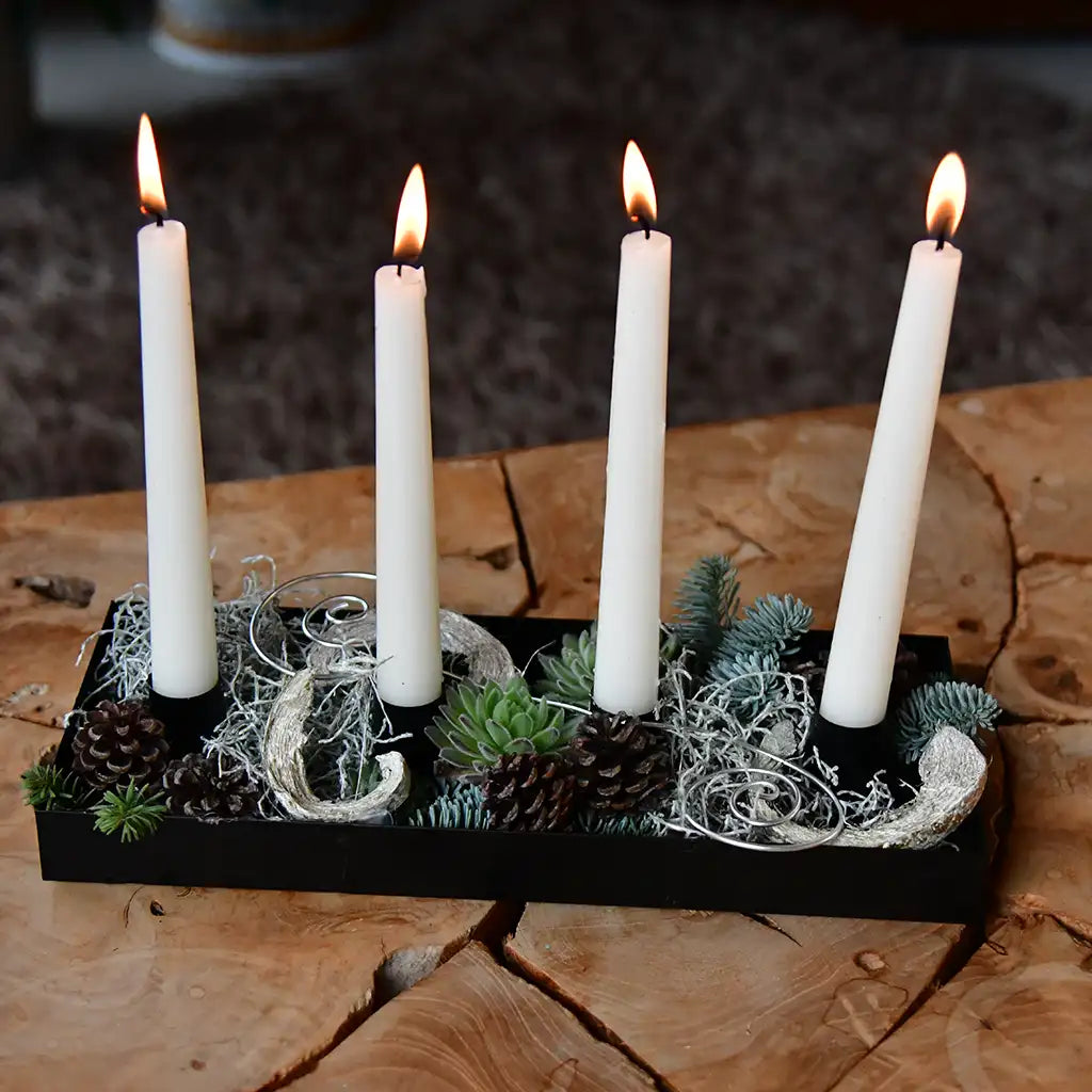 Adventskranz Modern mit Metallschale und Floristendeko